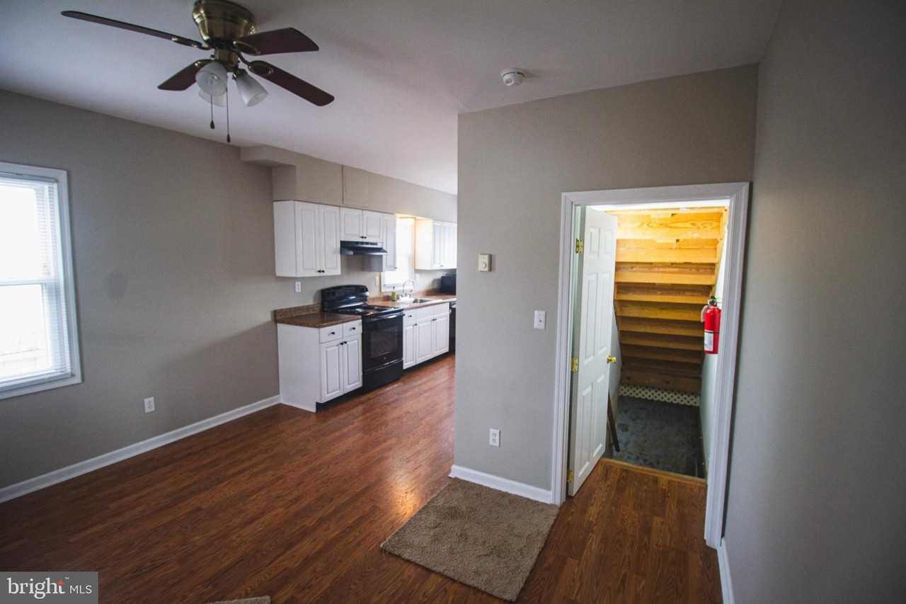 234 E Linden St Unit A - Photo 6 of 45