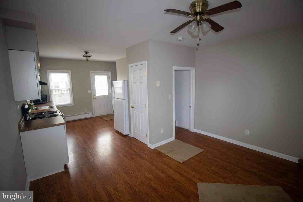 234 E Linden St Unit A - Photo 7 of 45