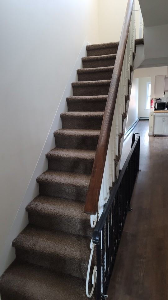 351 Hamilton Ave - Photo 5 of 8