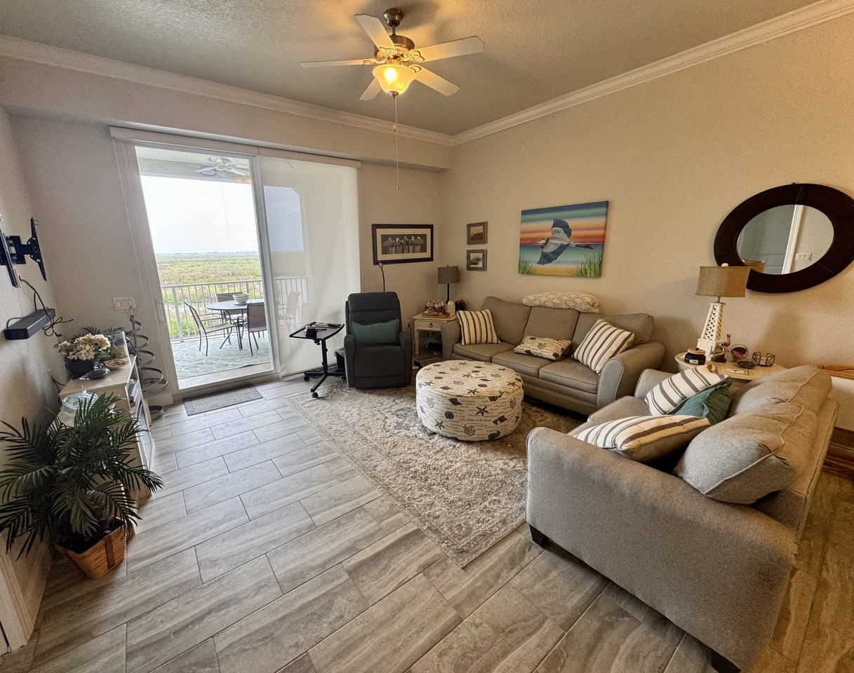 5 Riverwalk Dr #602 - Photo 2 of 14