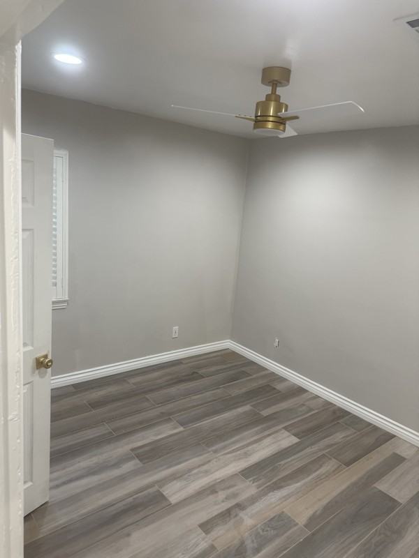 1616 E Harding St - Photo 7 of 10