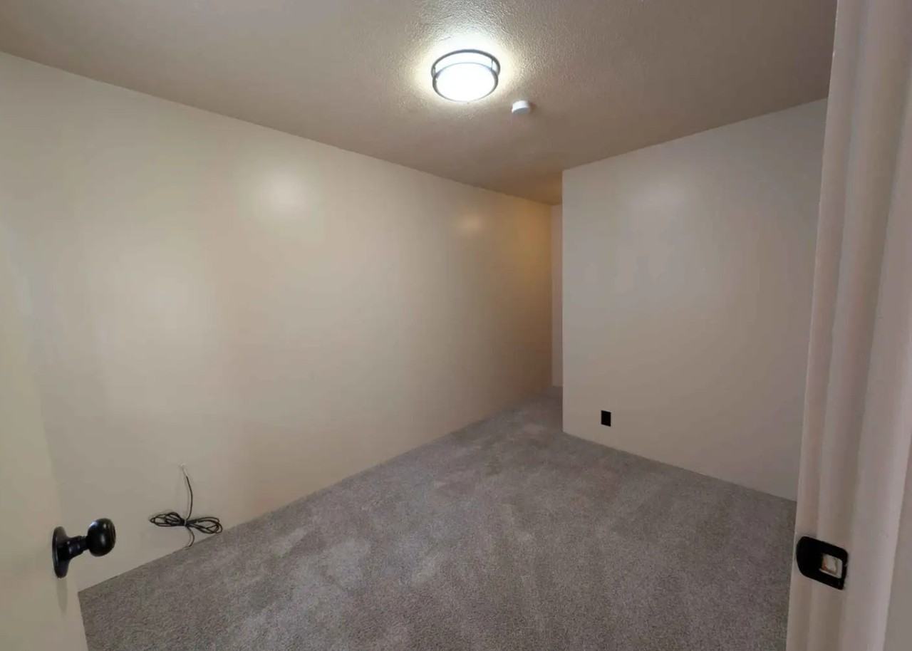 501 School St - Photo 3 of 7