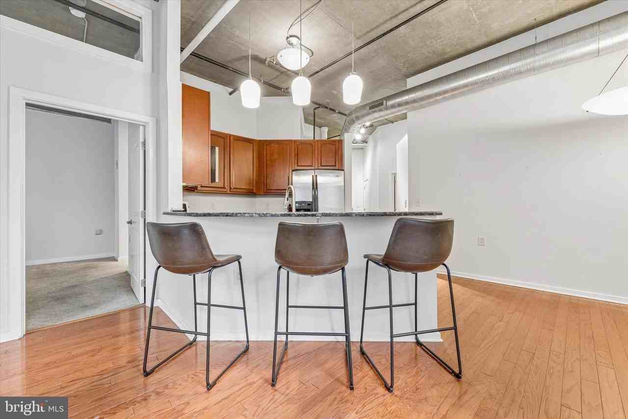 113 N Bread St #3D2 - Photo 5 of 15