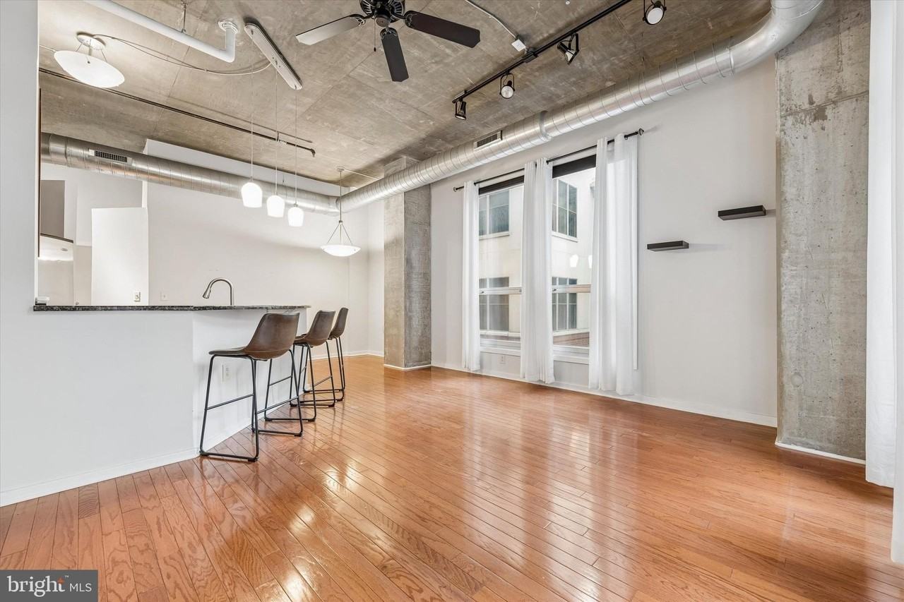 113 N Bread St #3D2 - Photo 6 of 15