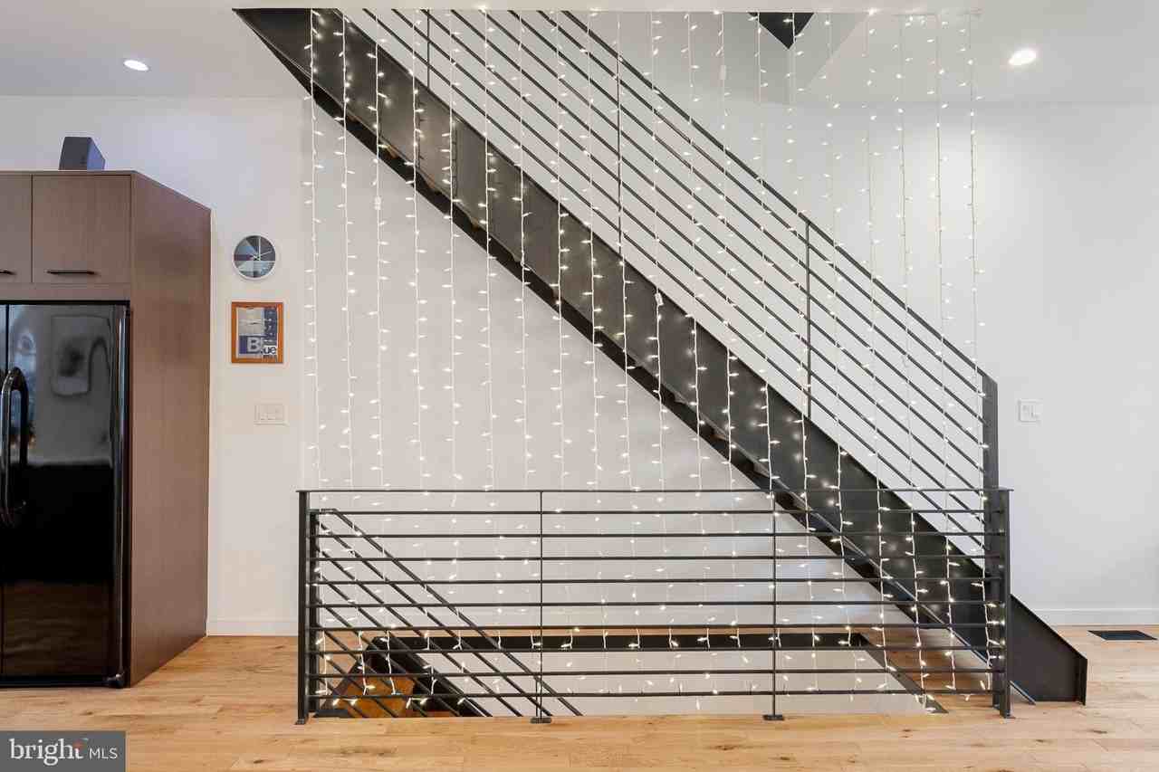 1705 Wharton St - Photo 5 of 50