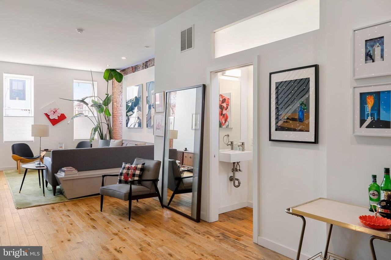 1705 Wharton St - Photo 6 of 50