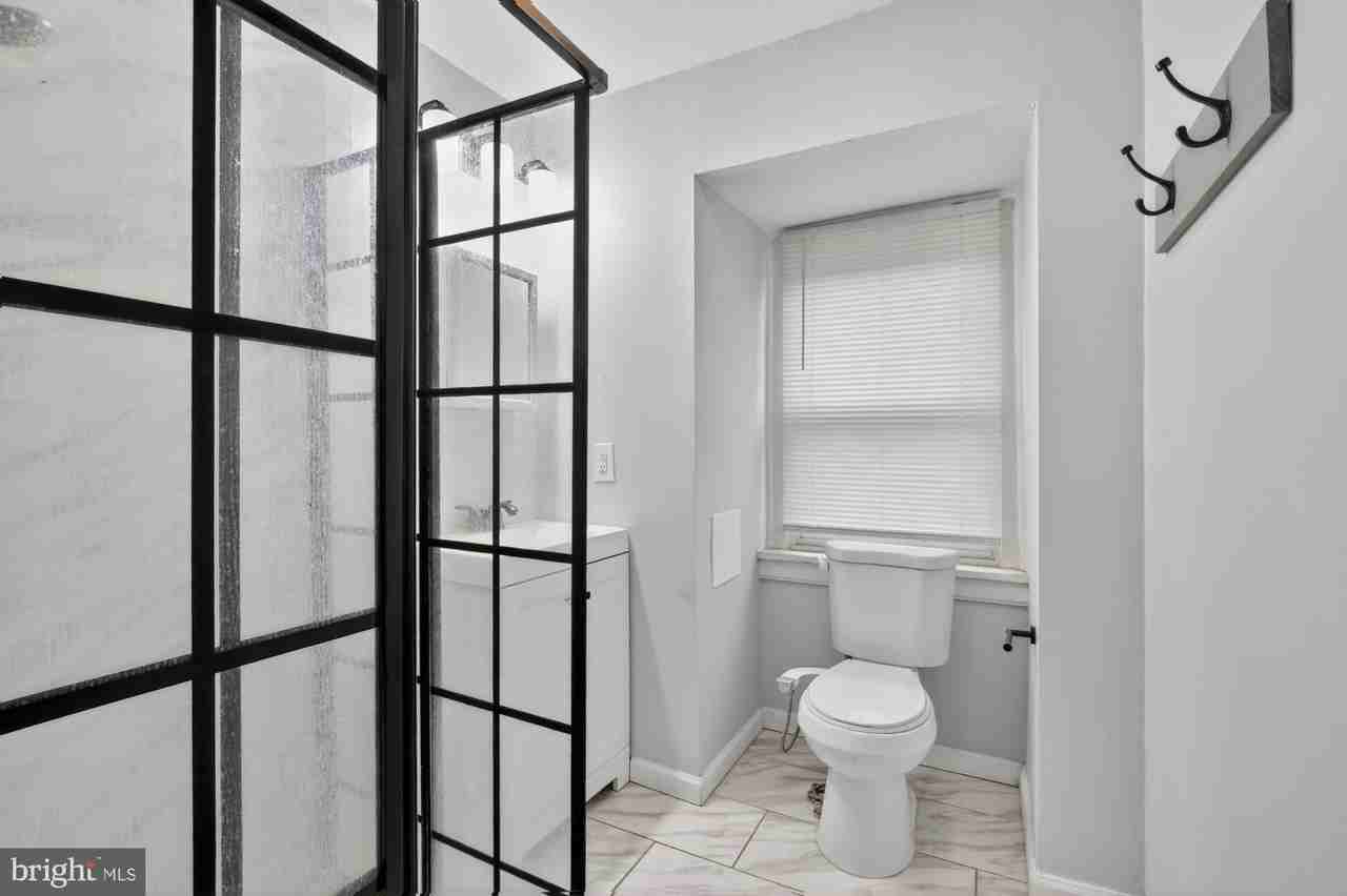 129 W Susquehanna Ave Apt 3 - Photo 3 of 14