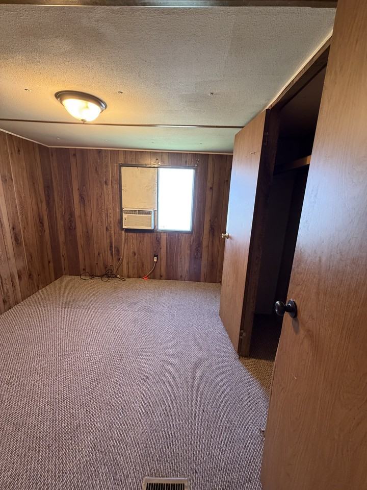 918 Elm St #B - Photo 4 of 6