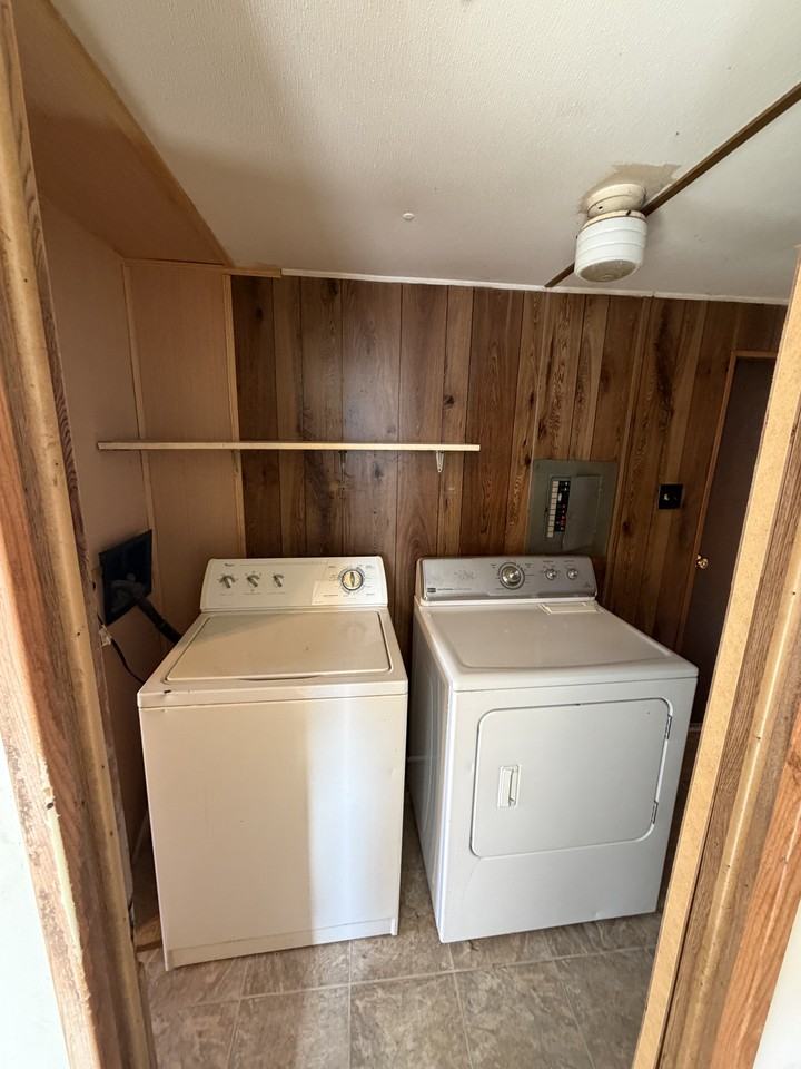 918 Elm St #B - Photo 6 of 6