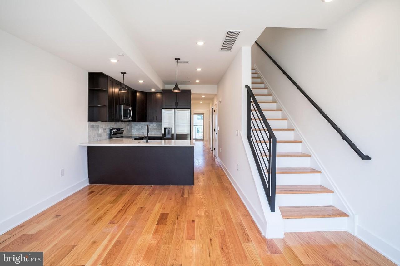 2022 N 5th St Apt 2 - Photo 3 of 23