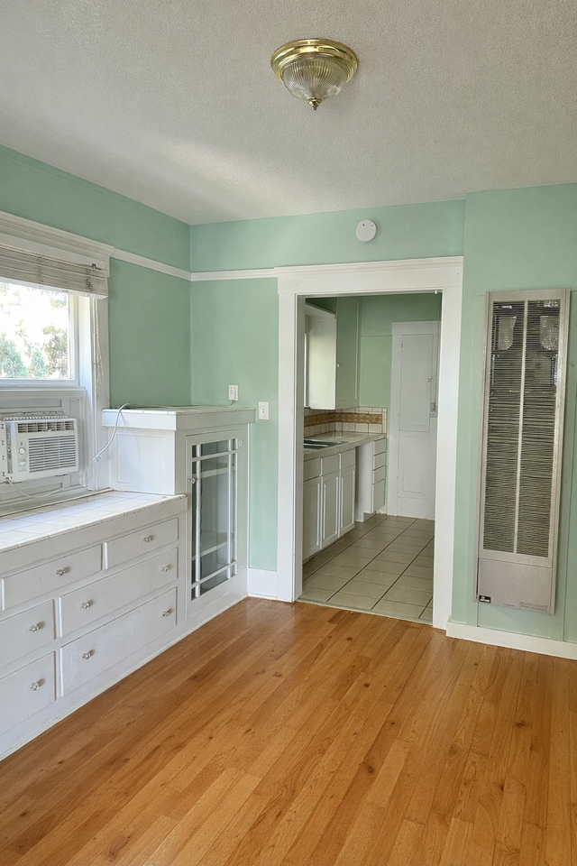 745 E Home Ave #5 - Photo 7 of 9