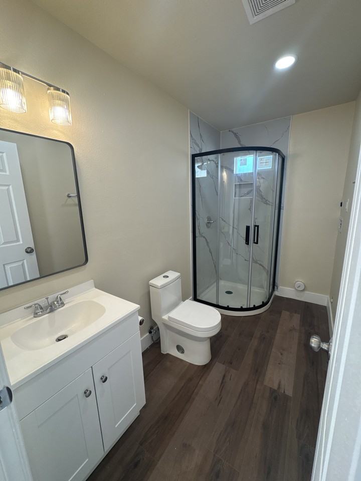 143 E 1st St #143 - Photo 6 of 7