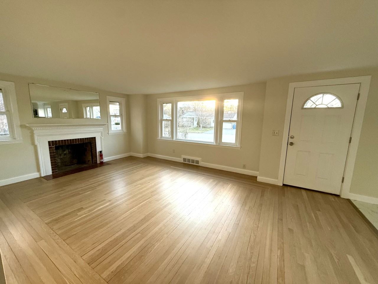 160 Plantation Dr - Photo 7 of 22