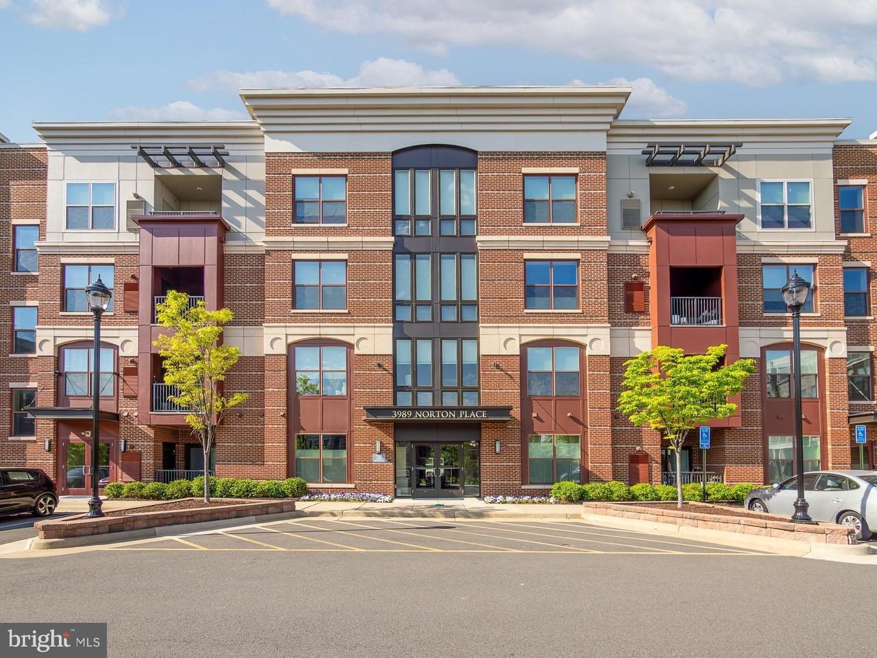 3989 Norton Pl Unit 407