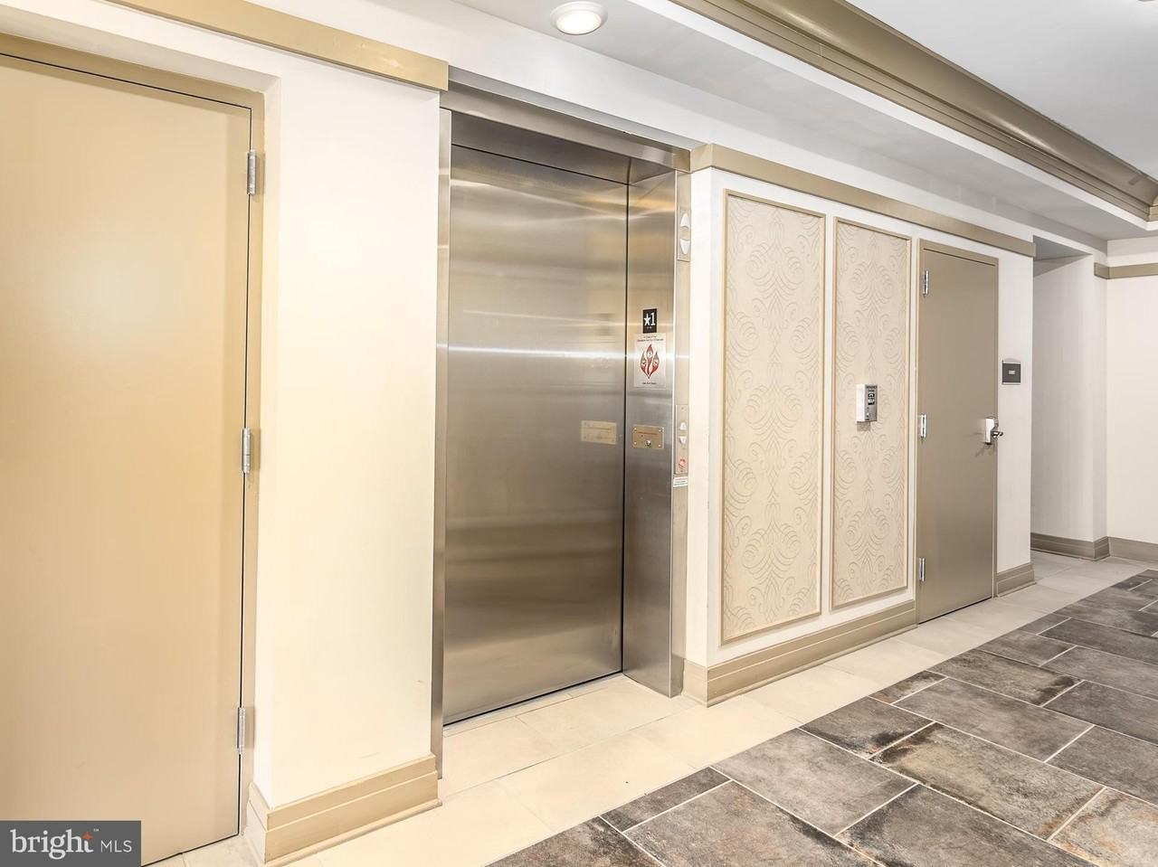 3989 Norton Pl Unit 407 - Photo 3 of 28