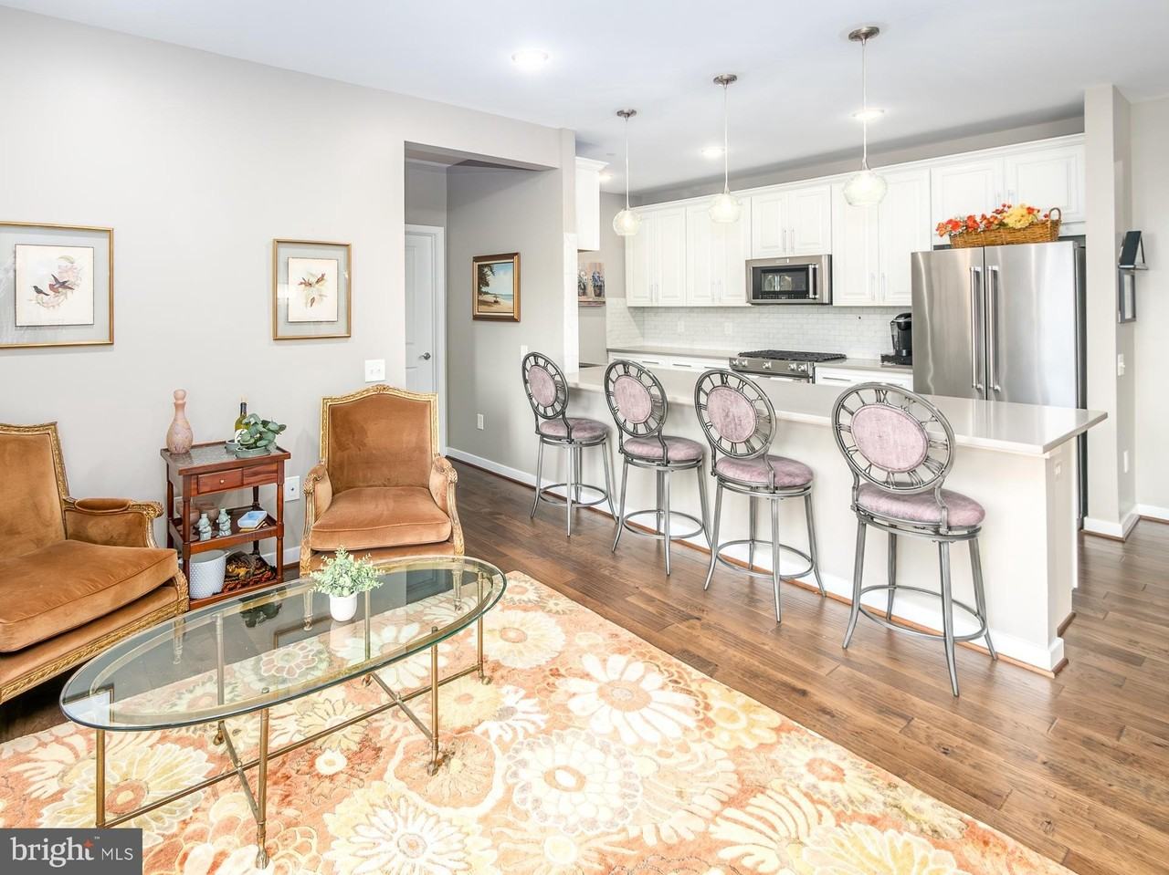 3989 Norton Pl Unit 407 - Photo 7 of 28