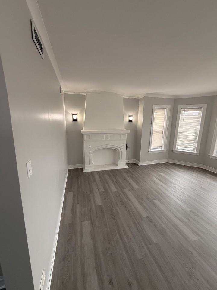 8434 S Drexel Ave - Photo 5 of 20