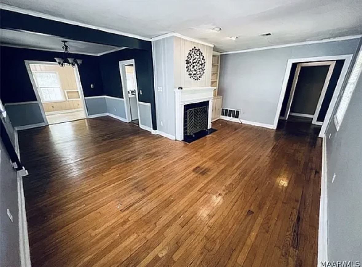 2069 Gorgas St - Photo 2 of 11