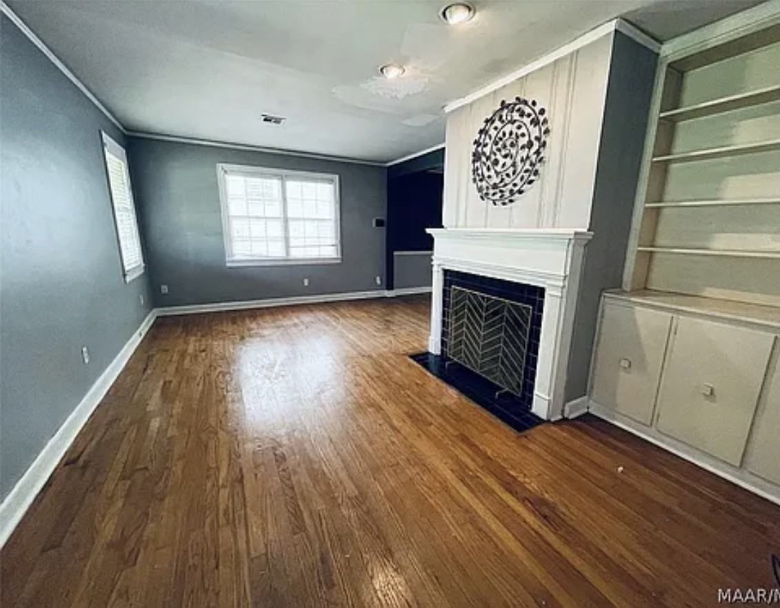 2069 Gorgas St - Photo 4 of 11