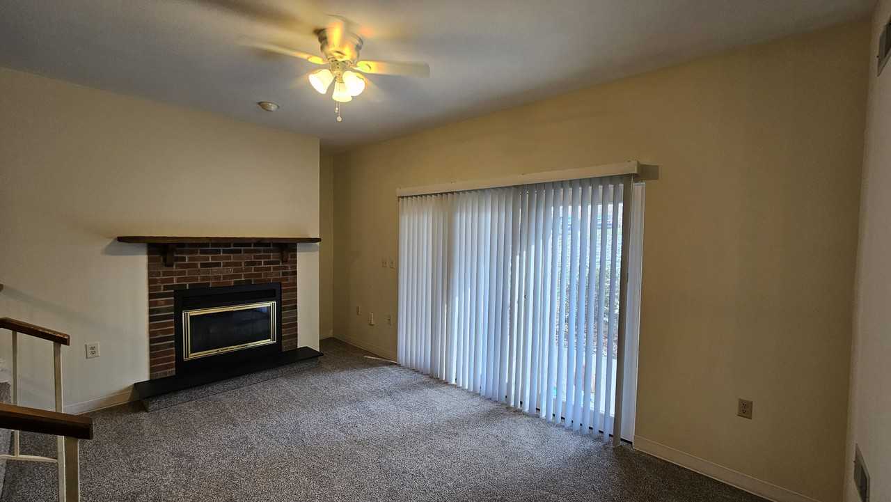 1209 Kenzie Dr - Photo 2 of 15