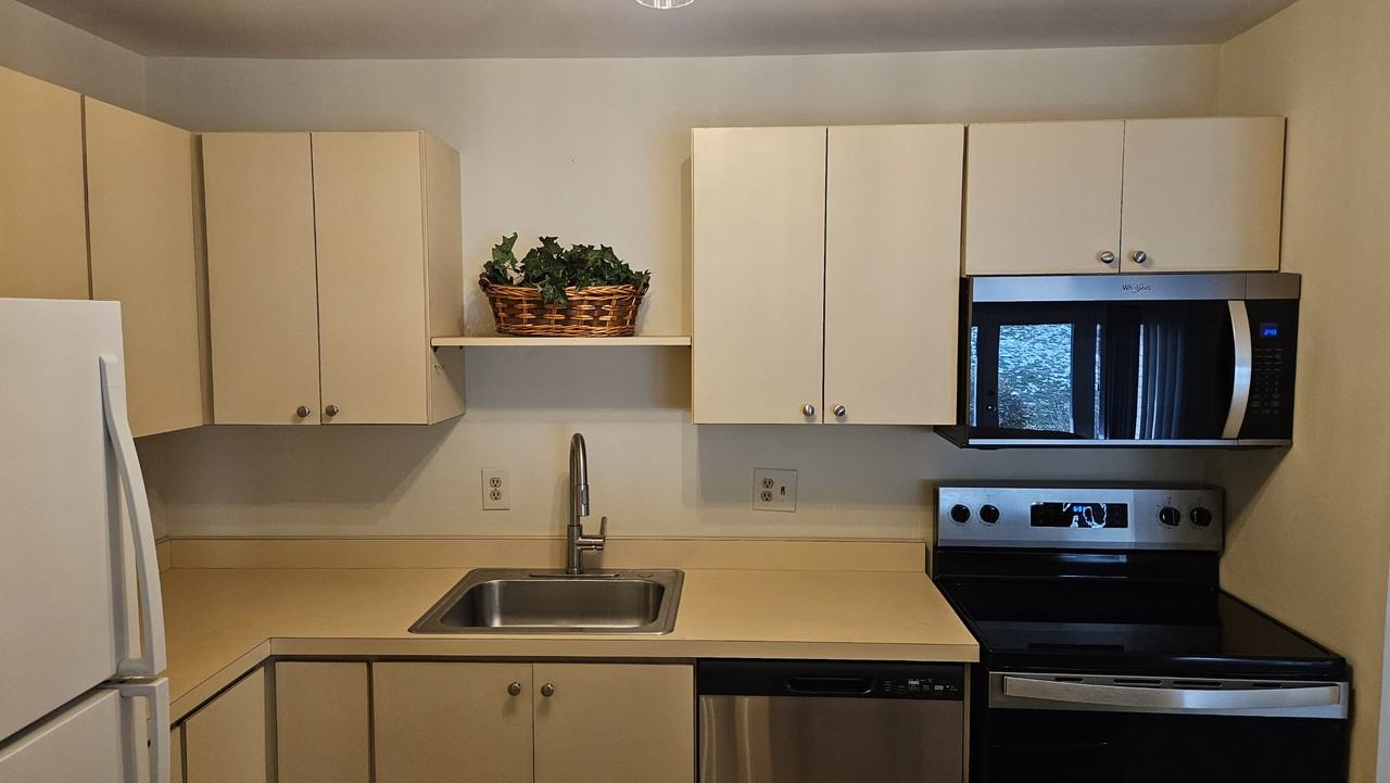 1209 Kenzie Dr - Photo 5 of 15