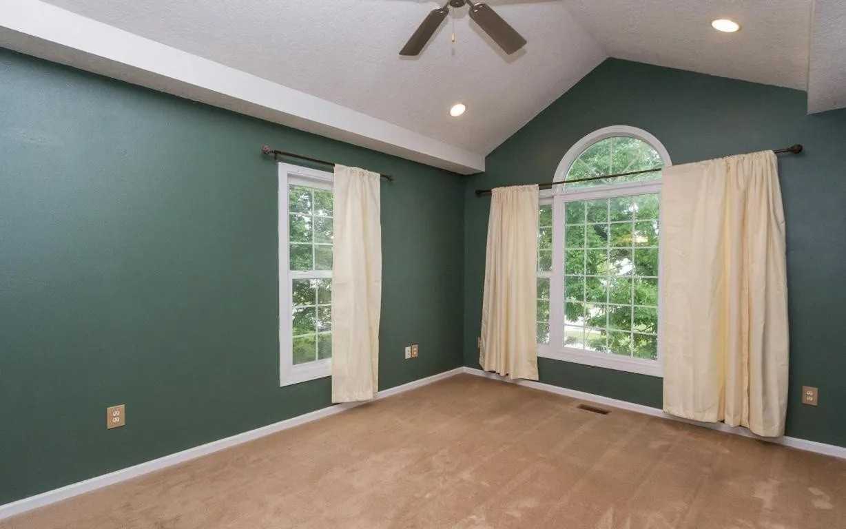 4003 Marigold Dr - Photo 7 of 15