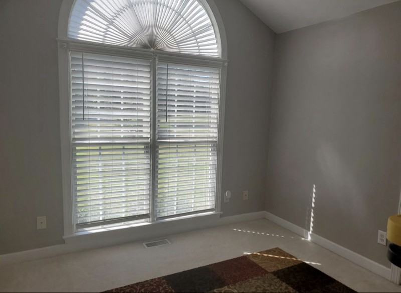 285 Stoneridge Ct - Photo 3 of 10