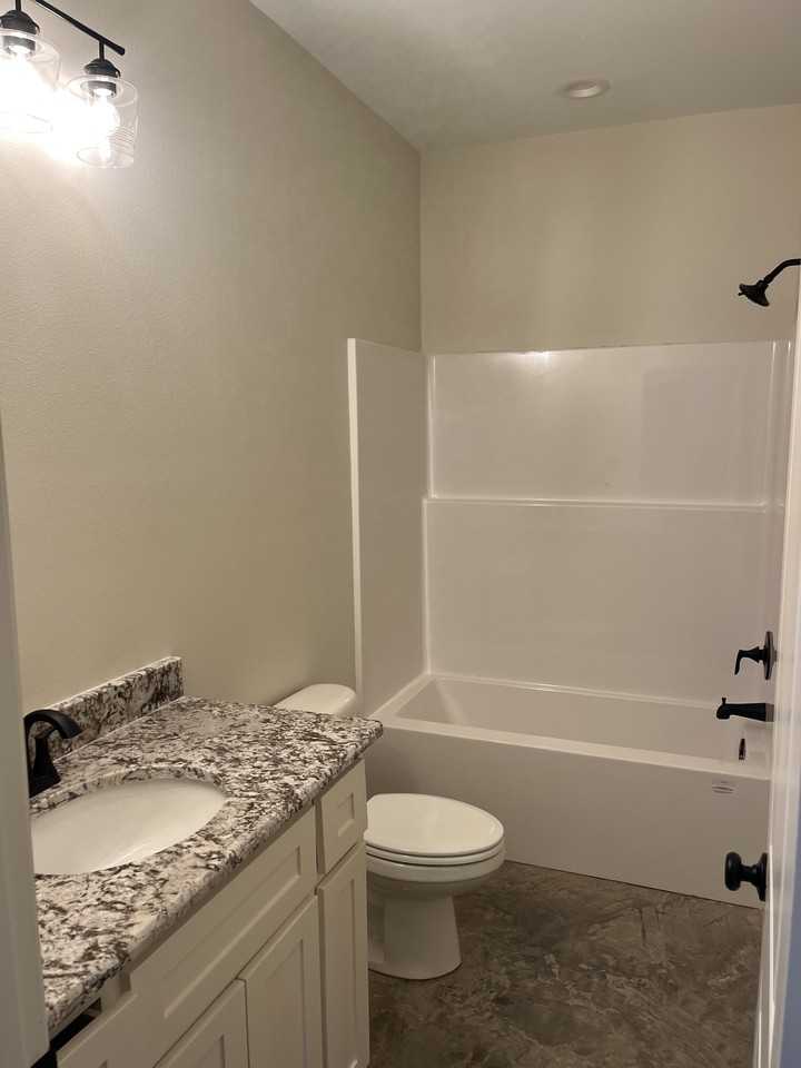 101 Habersham Dr - Photo 4 of 13