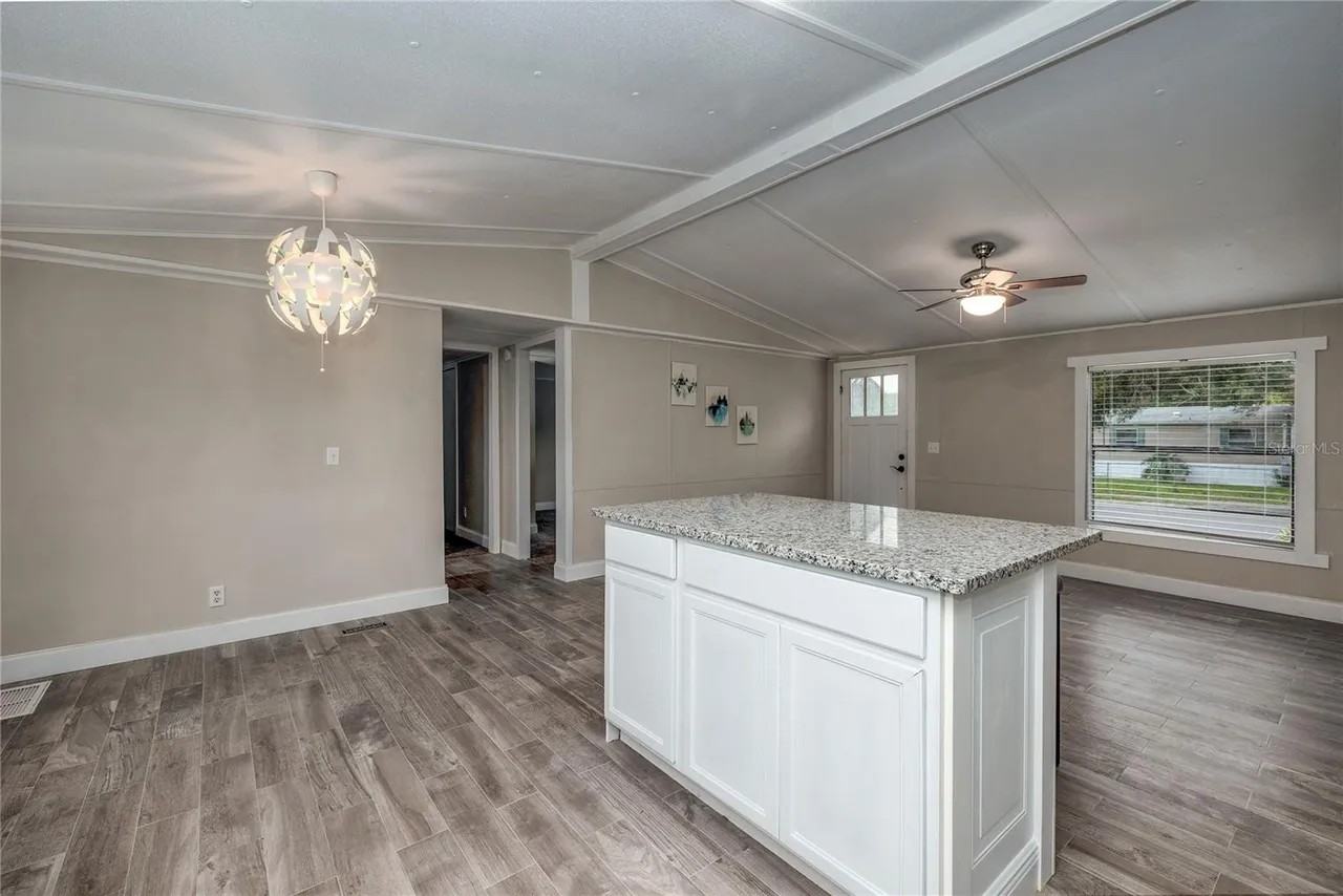 1510 Hilltop Rd - Photo 4 of 13