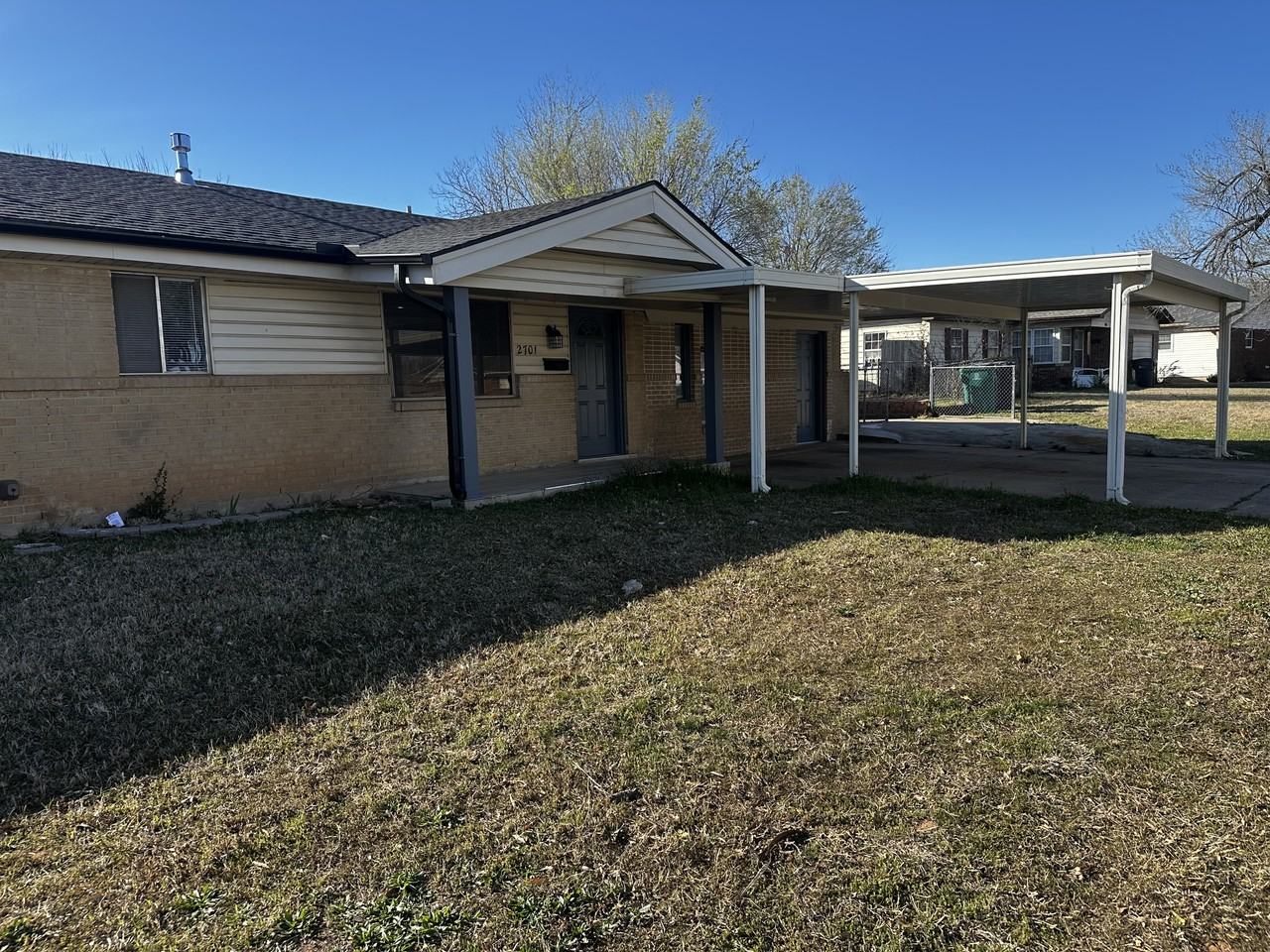 2701 Sw 65th St - Photo 2 of 20