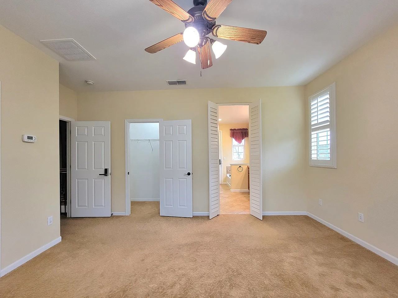 205 Barnhill Dr - Photo 6 of 20