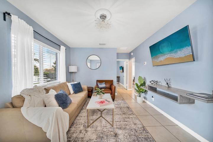 3331 Lake Ave - Photo 5 of 8