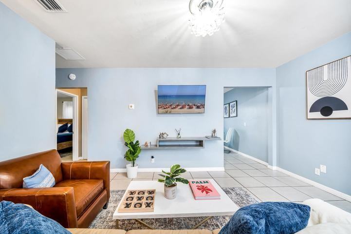 3331 Lake Ave - Photo 7 of 8