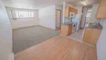 featured image of 2542 Villa Dr S