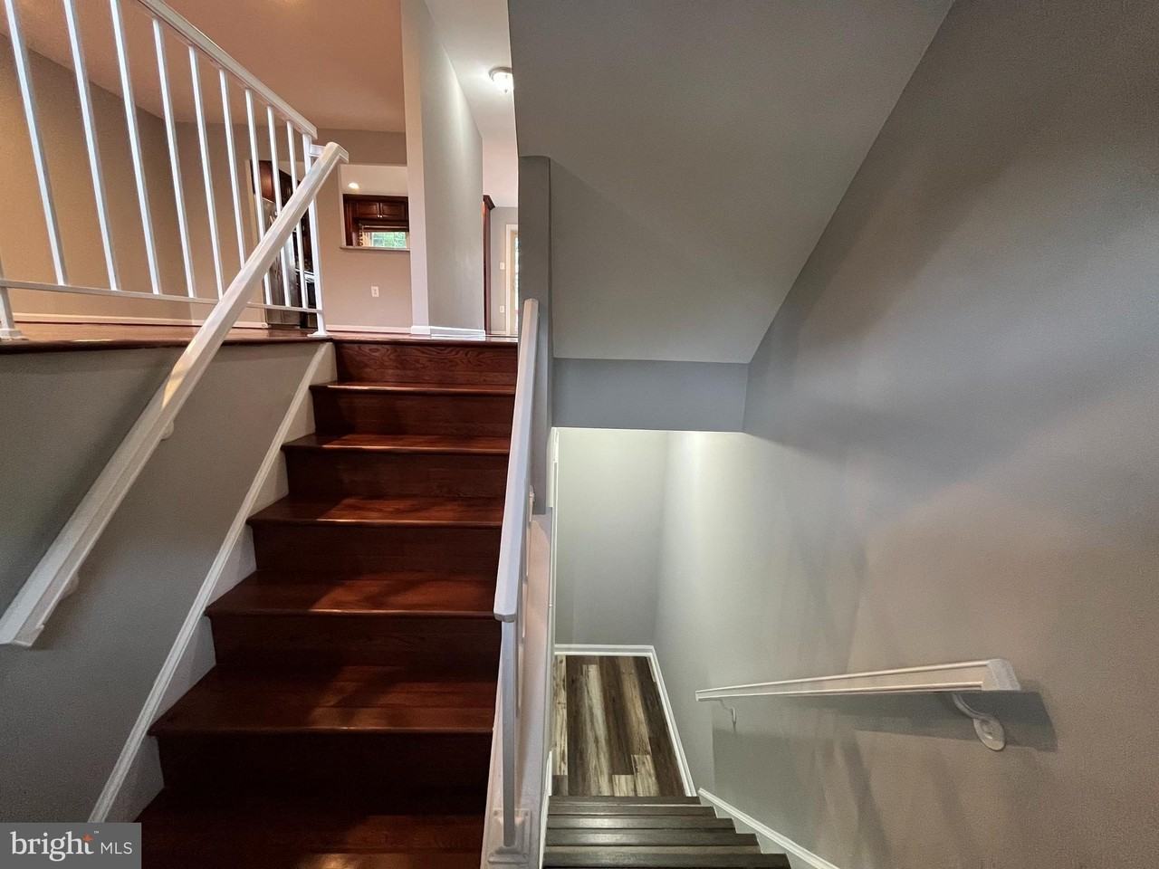 11353 Cromwell Ct - Photo 2 of 34