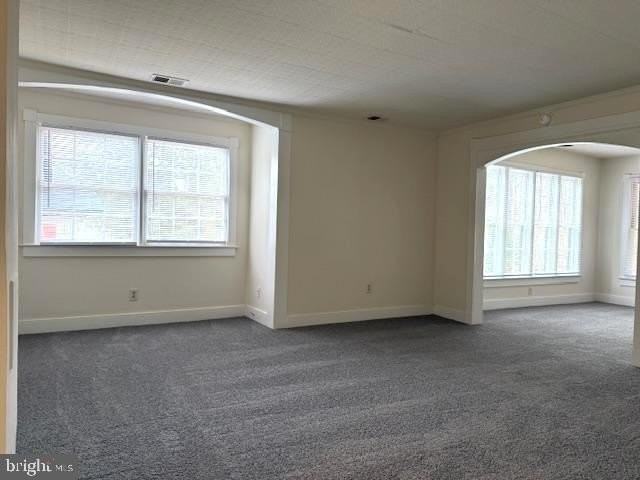 9909 Elys Ford Rd - Photo 4 of 16