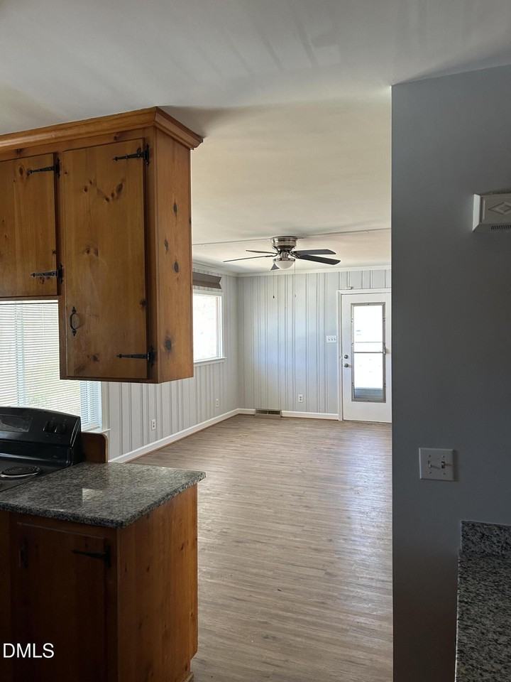 1008 Horton Rd - Photo 6 of 14