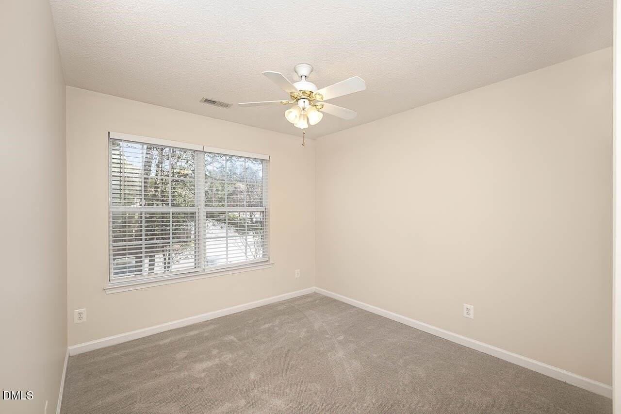 223 Virens Dr - Photo 5 of 9