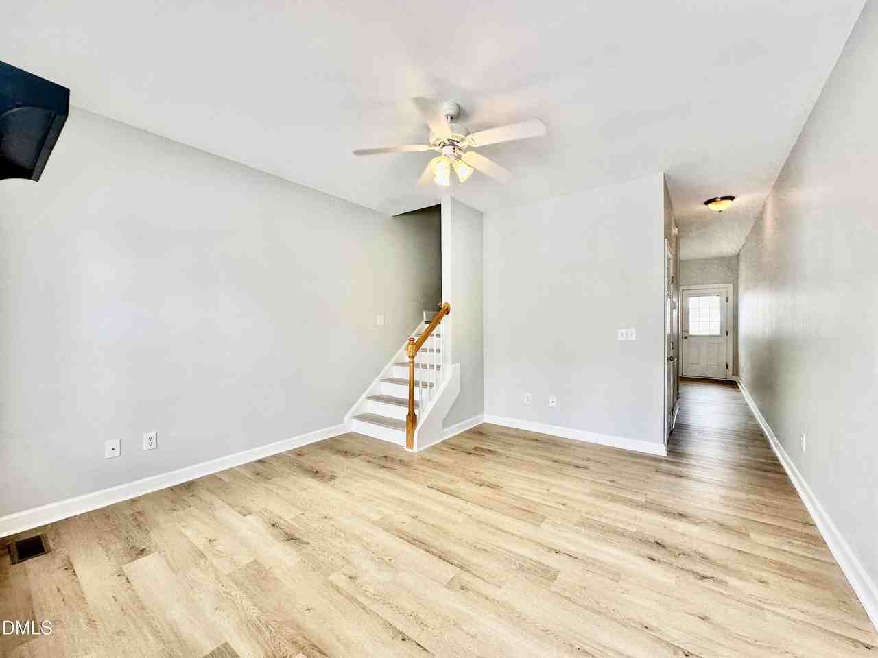 2604 Sterling Park Dr - Photo 2 of 22