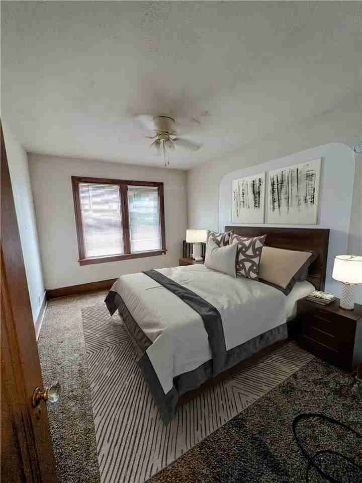 2812 Jenny Lind St - Photo 2 of 8