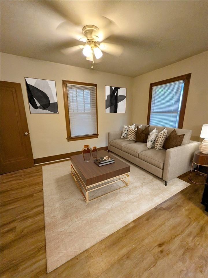 2812 Jenny Lind St - Photo 3 of 8