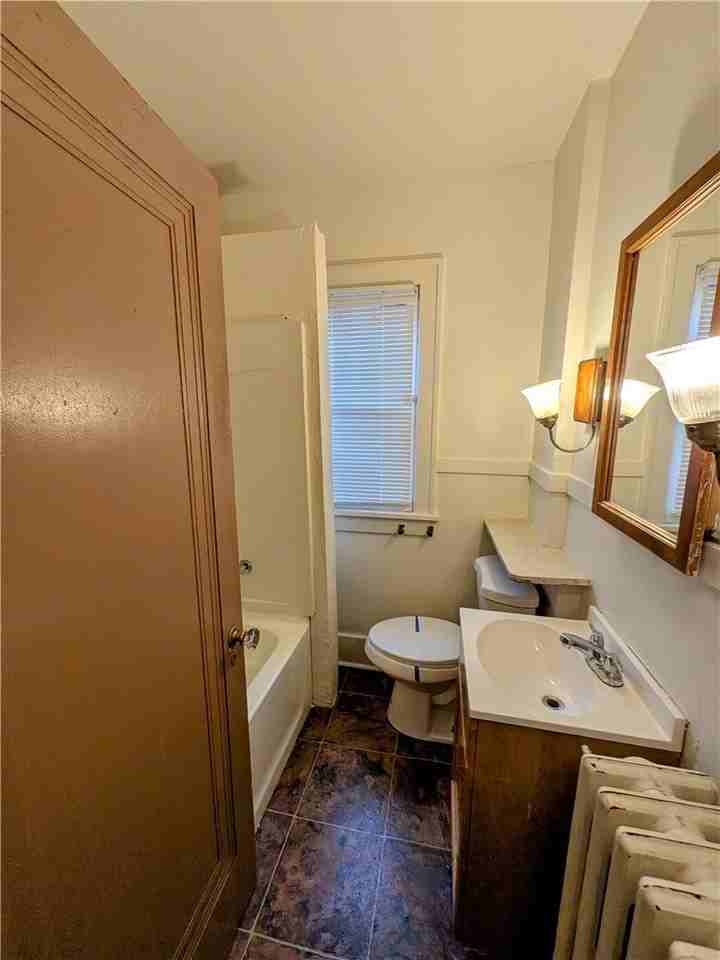 2812 Jenny Lind St - Photo 4 of 8