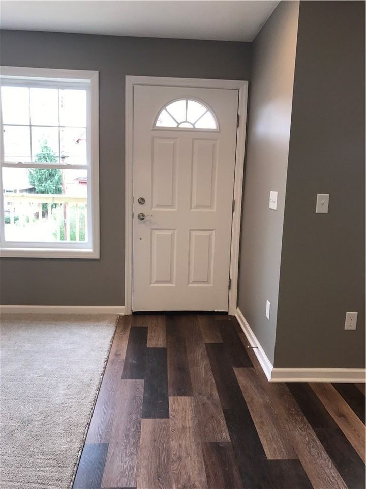 917 Market St #1 - Photo 2 of 22