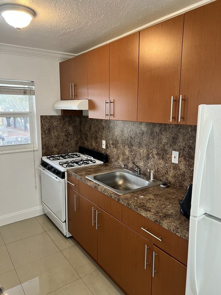 3855 Sw 79th Ave #34 - Photo 3 of 8