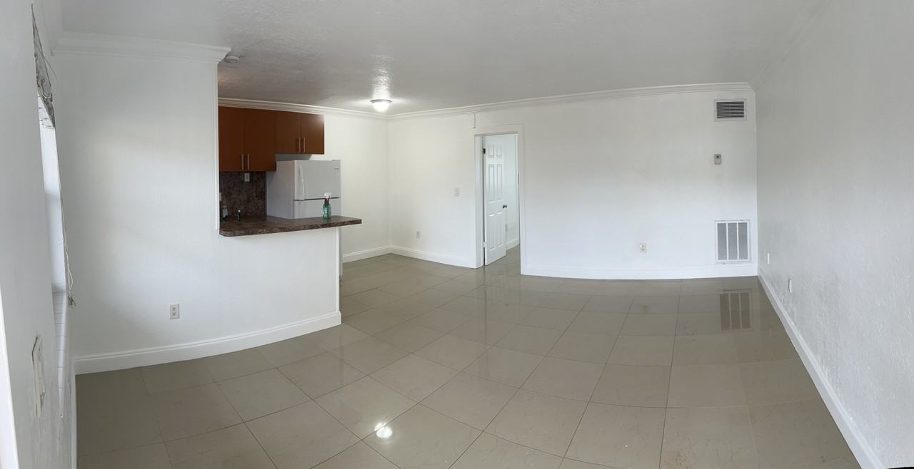 3855 Sw 79th Ave #34 - Photo 4 of 8