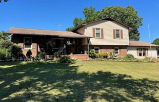 featured image of 1112 Porter Rd #NA