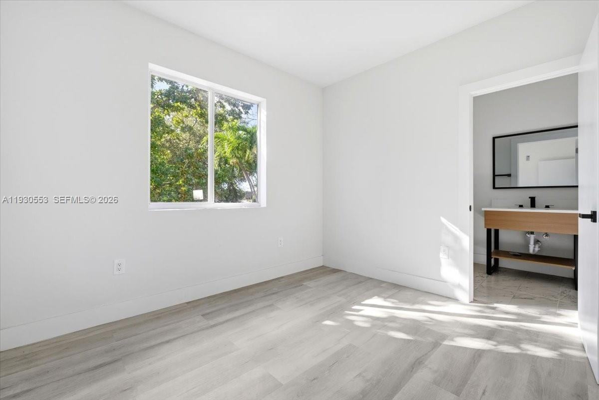 1126 Nw 28th St #NA - Photo 5 of 15
