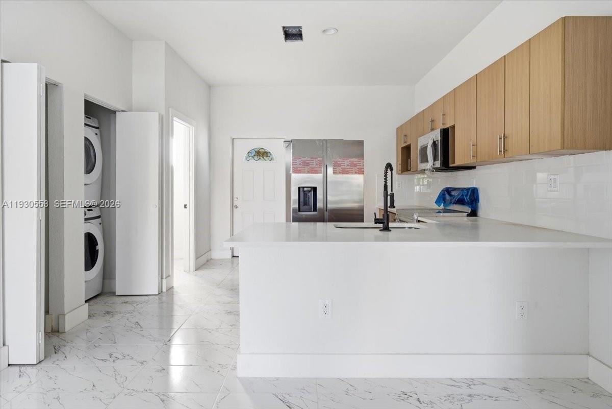 1126 Nw 28th St #NA - Photo 7 of 15