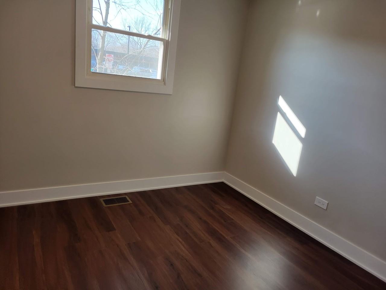 2919 Cardinal Dr #NA - Photo 4 of 4