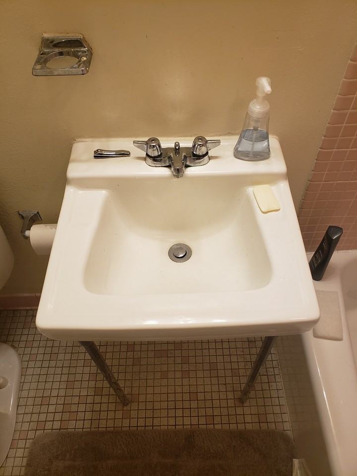 233 N Craig St #401 - Photo 6 of 16